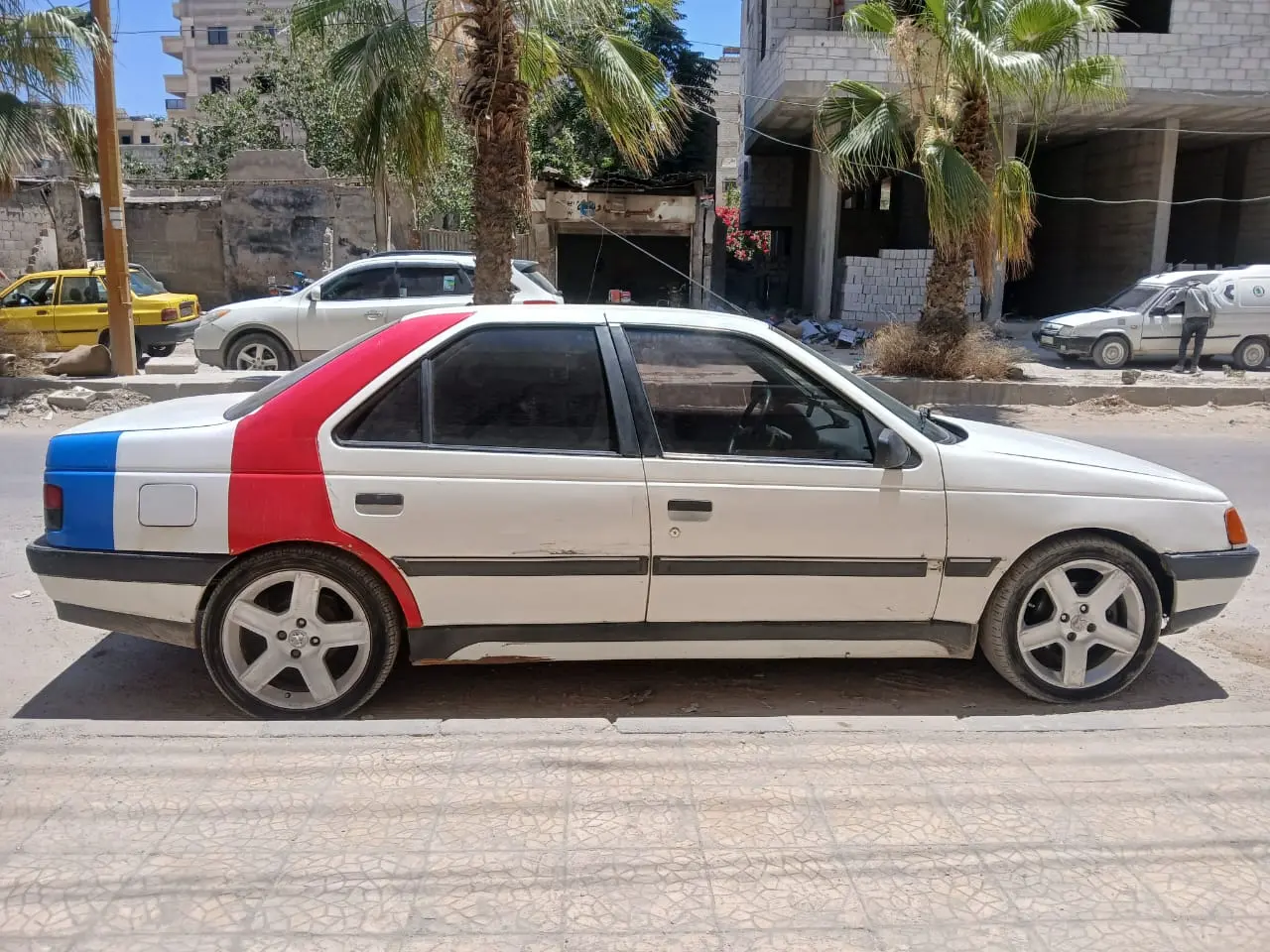 بيجو 405 فرنسي موديل 1993 - حالة ممتازة ماشاء الله ربي - صورة 2