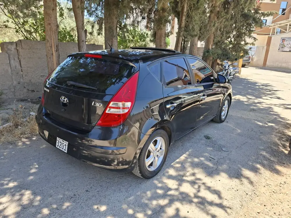 هيونداي i30 موديل 2010 بحالة جيدة للبيع