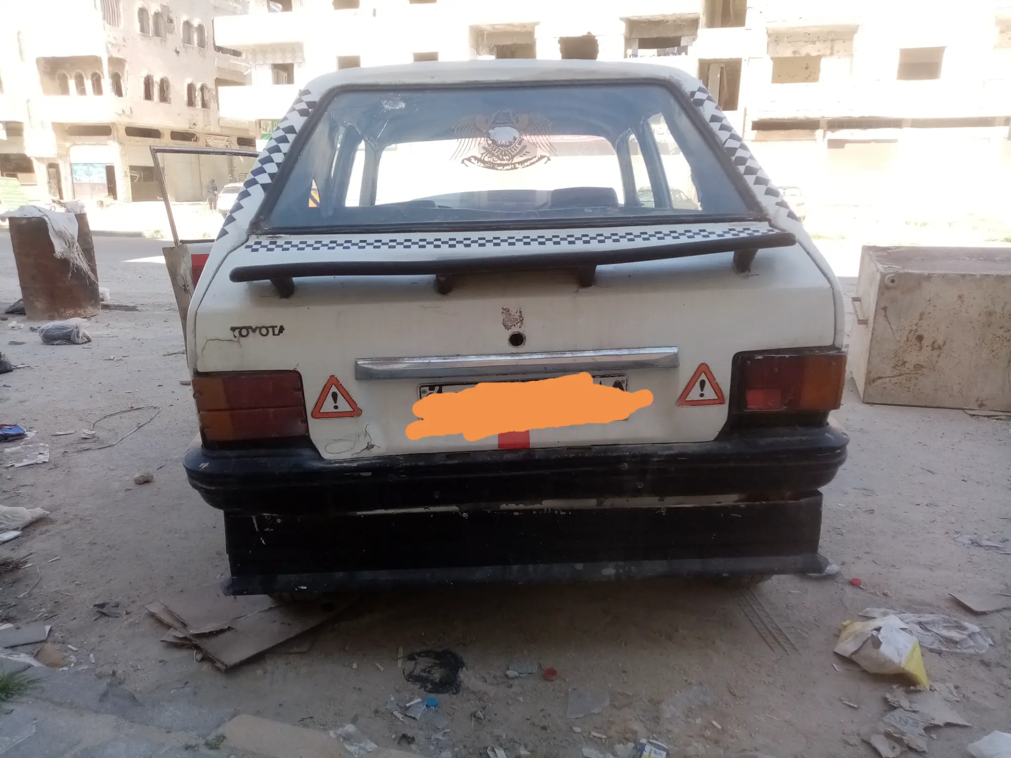 بيكان 1600 موديل 1976 كلاسيكية ومميزة - صورة 3