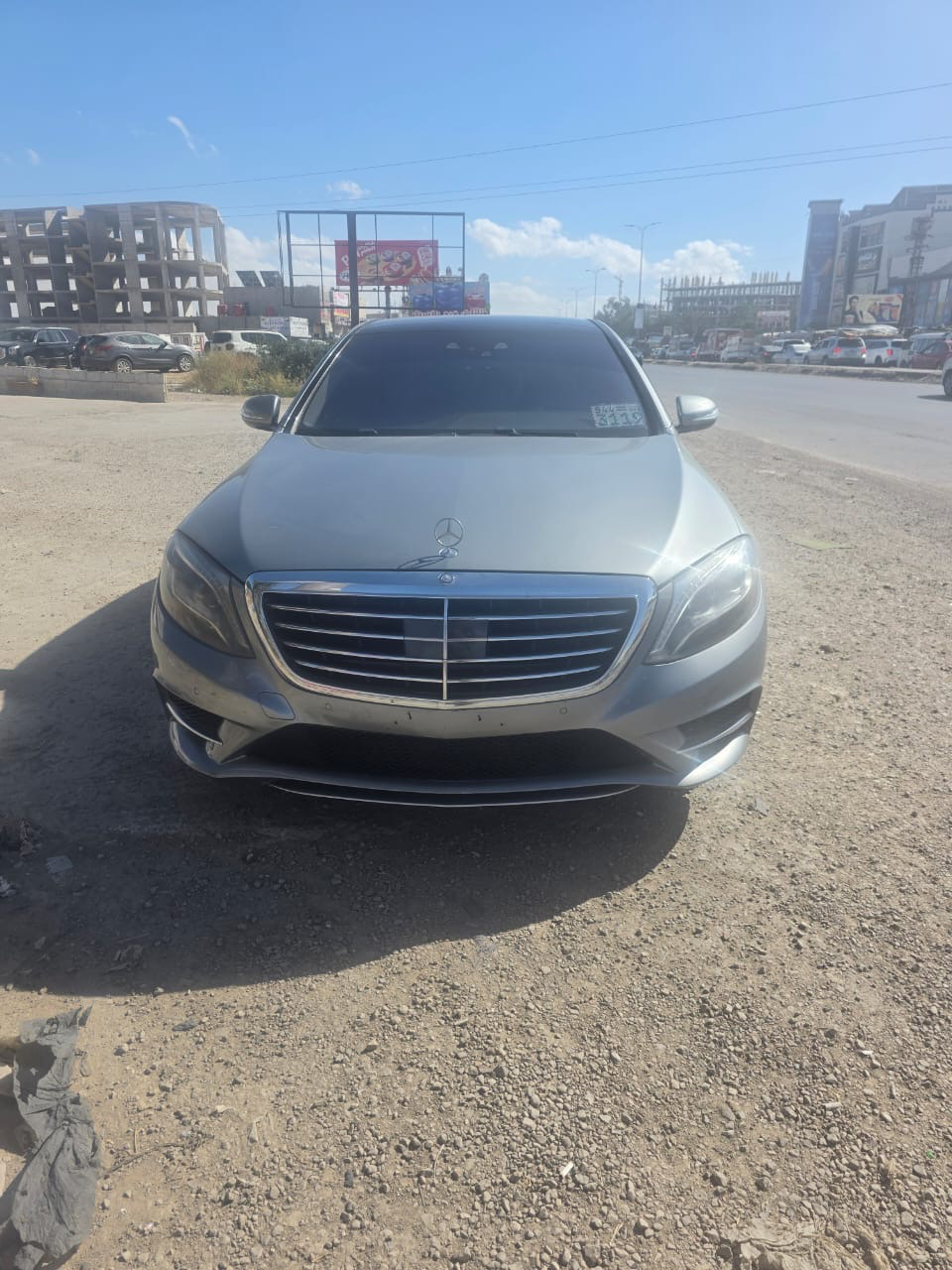 مرسيدس-بنز S-Class 2015 بحالة الفخامة - صورة 2