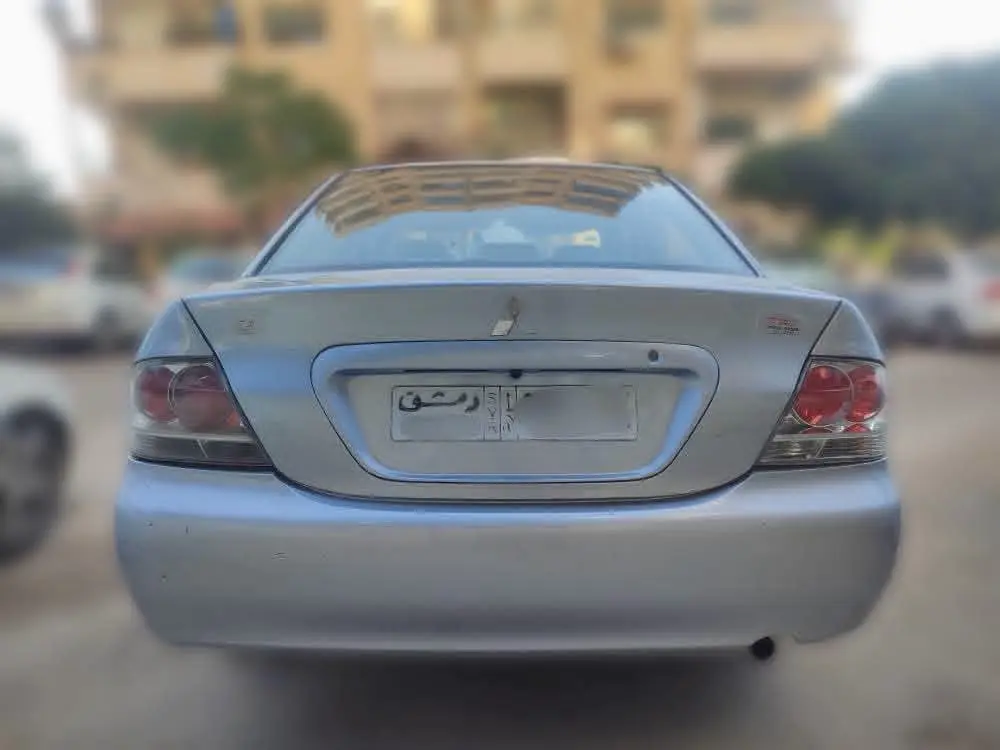 ميتسوبيشي لانسر 2005 بحالة جيدة وإقتصادية  - صورة 4