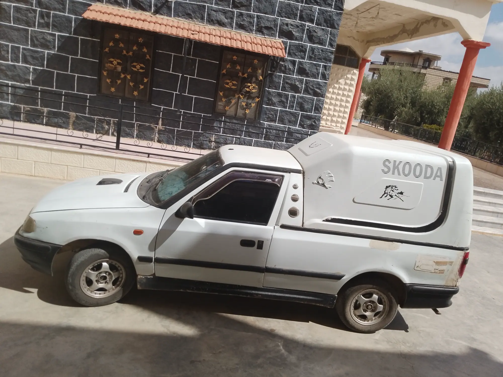 رينو إكسبريس 1997 - سيارة عملية واعتمادية - صورة 1