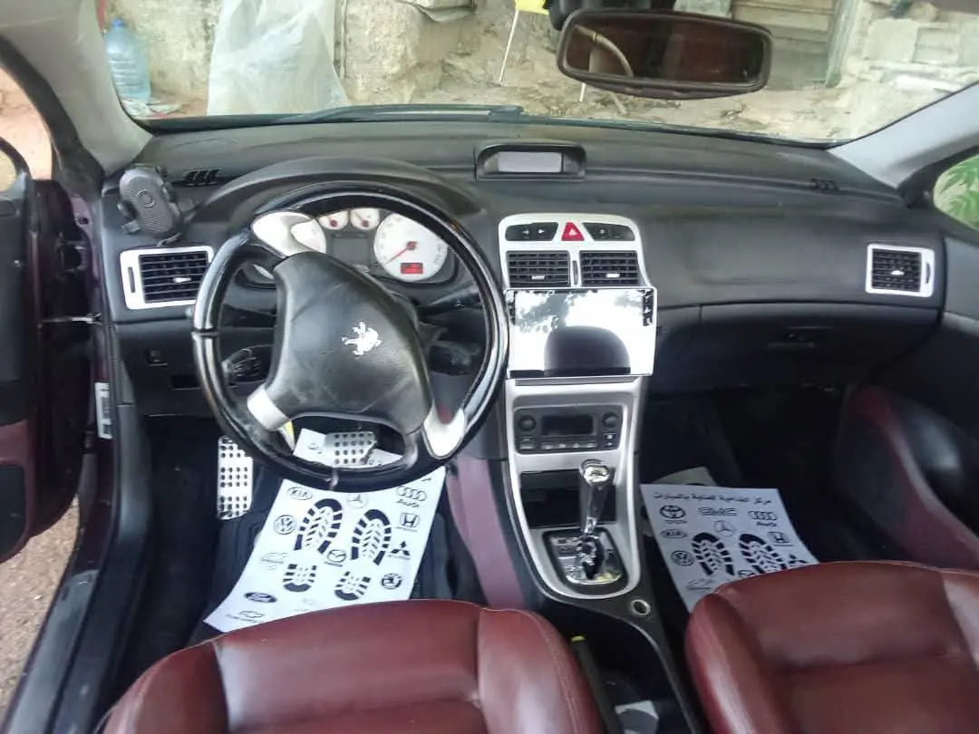 بيجو 307 CC موديل 2007 كشف بحالة ممتازة - صورة 3