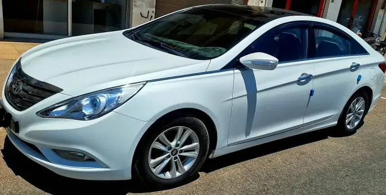 هيونداي سوناتا 2011 وارد كوري  - صورة 1