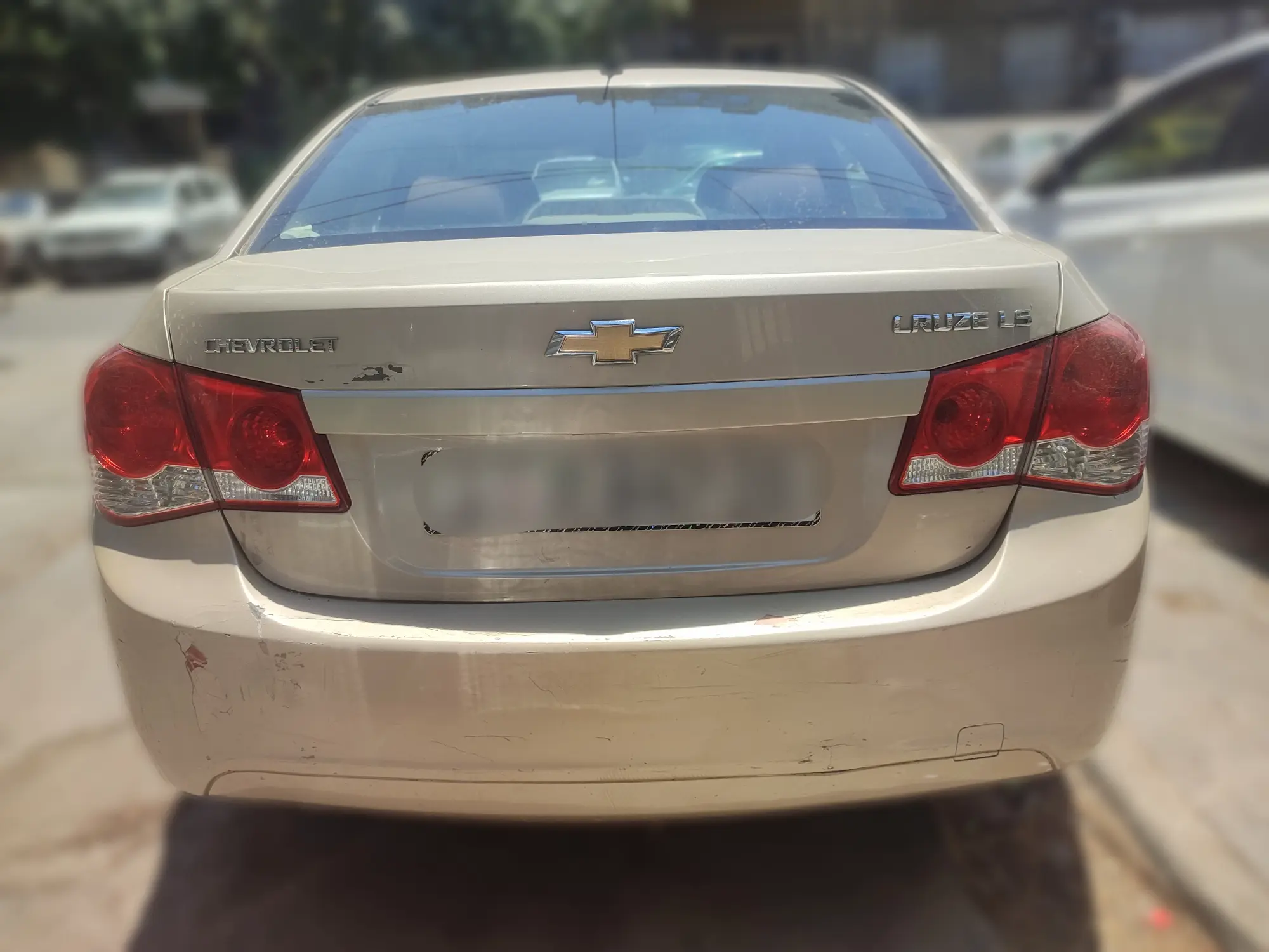 Chevrolet Cruze LS 2012. - صورة 4