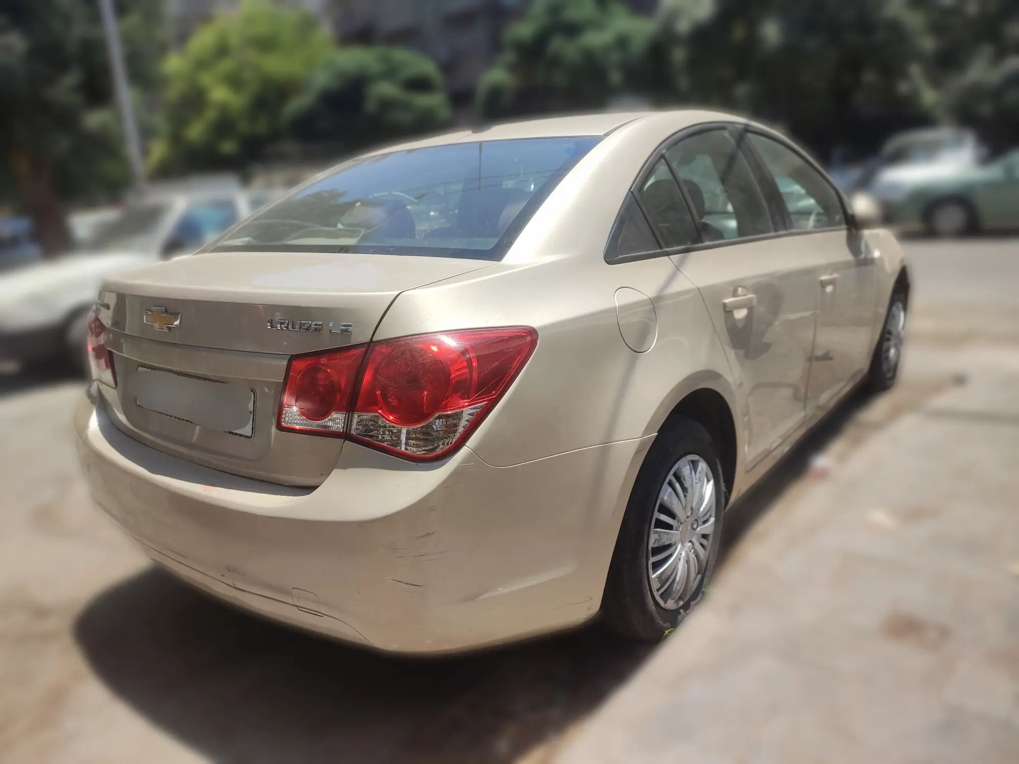 Chevrolet Cruze LS 2012. - صورة 5