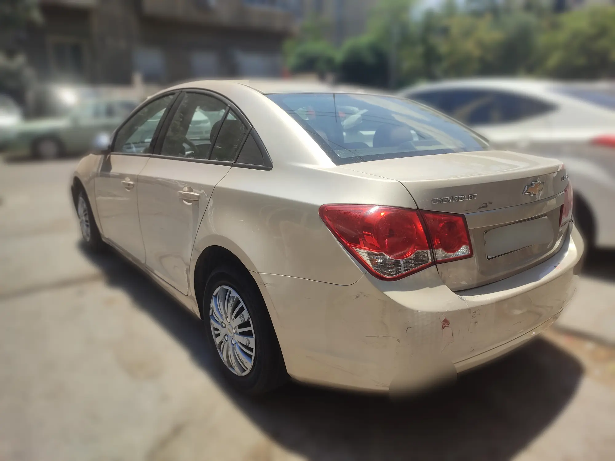 Chevrolet Cruze LS 2012. - صورة 6