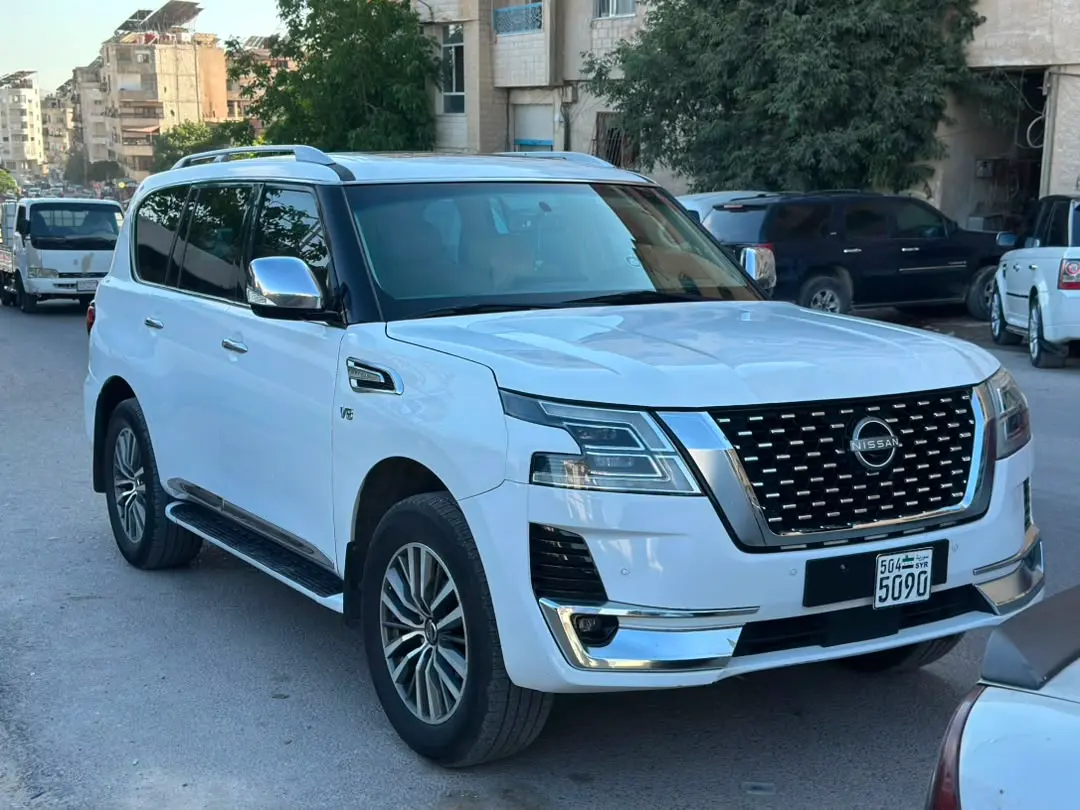 نيسان باترول 2012 بحالة ممتازة وجاهزة للاستخدام