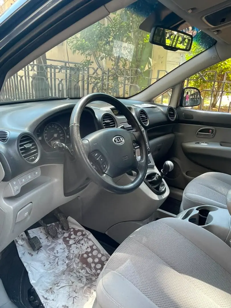 Kia Carens 2008 Diesel. وارد كوري. - صورة 4