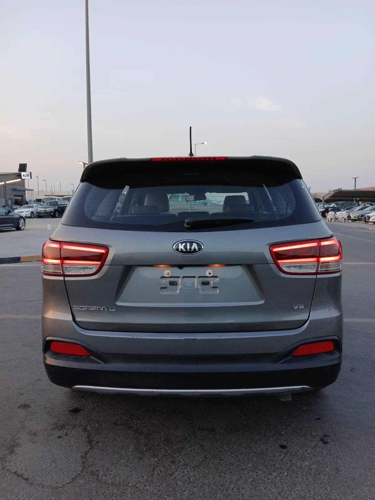 كيا سورينتو 2016  محدثة 2020  بويا 4 قطع مبيع زنار محرك 6سليندر 3500cc كاملة بانوراما المزيد تواصل  - صورة 4