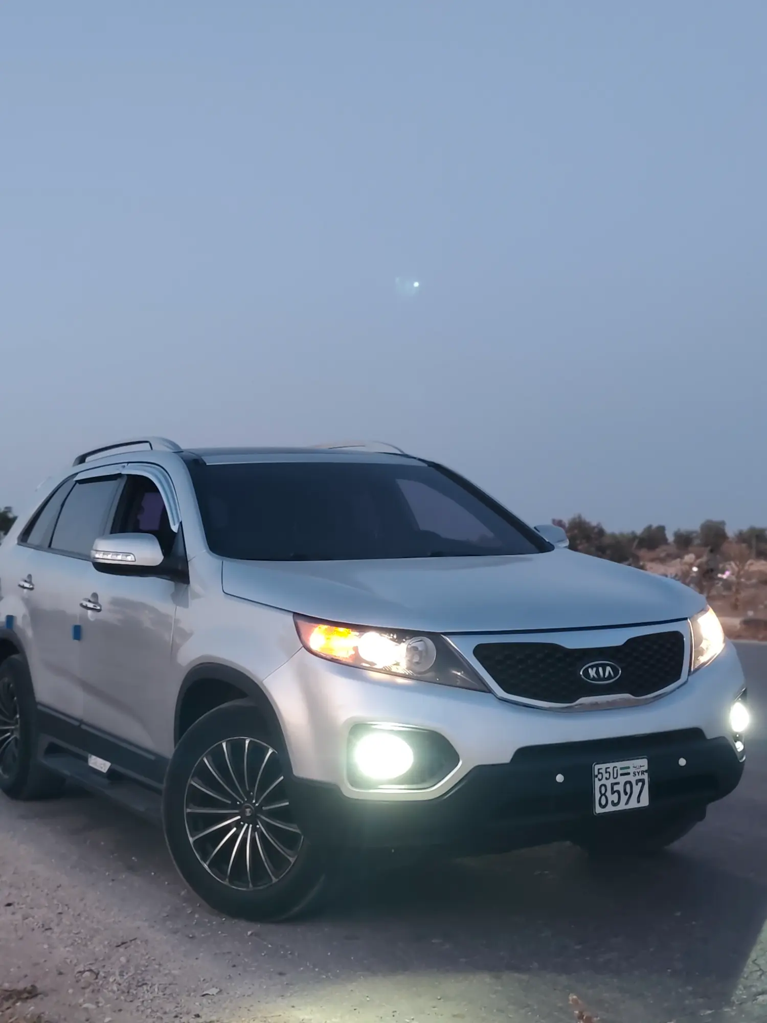 كيا سورينتو 2010 - SUV عملية بحالة جيدة - صورة 3