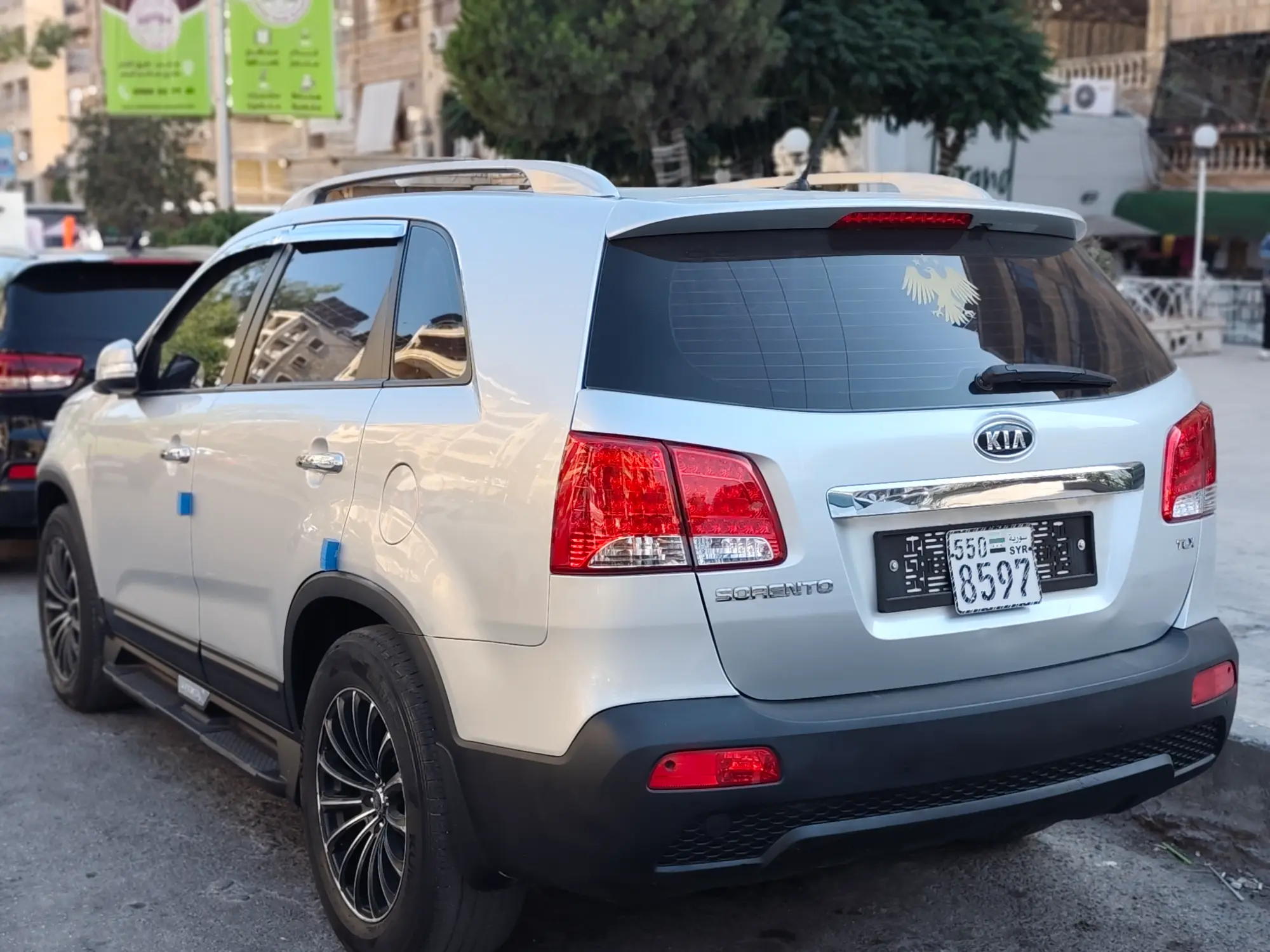 كيا سورينتو 2010 - SUV عملية بحالة جيدة - صورة 17