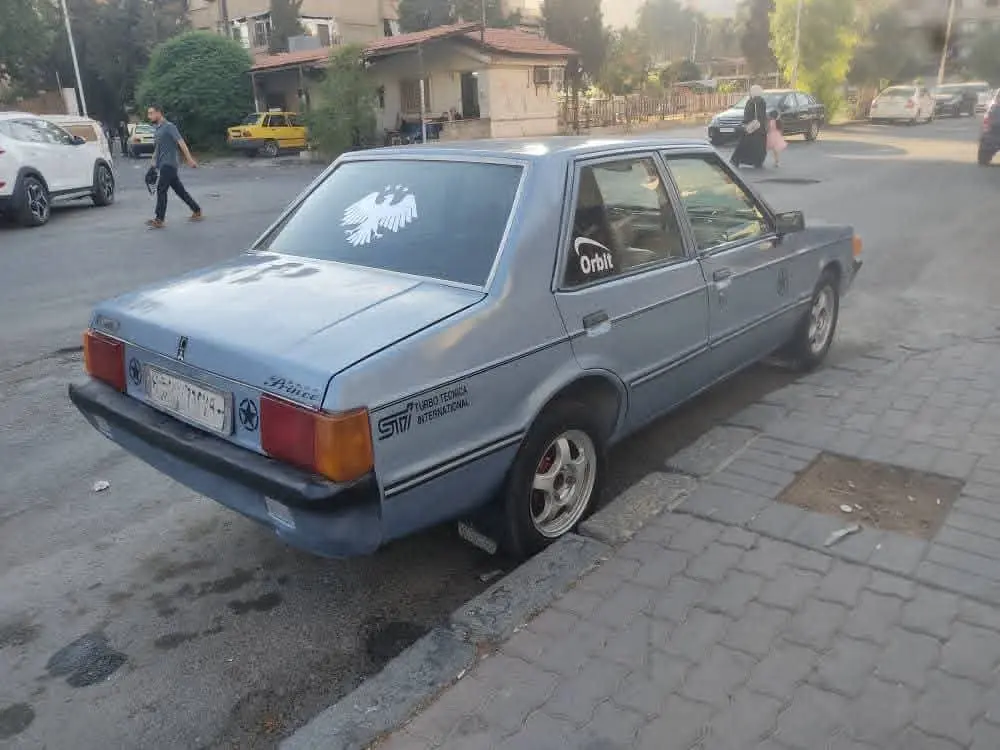 ميتسوبيشي جالانت 1983 بحالة كلاسيكية مميزة - صورة 5