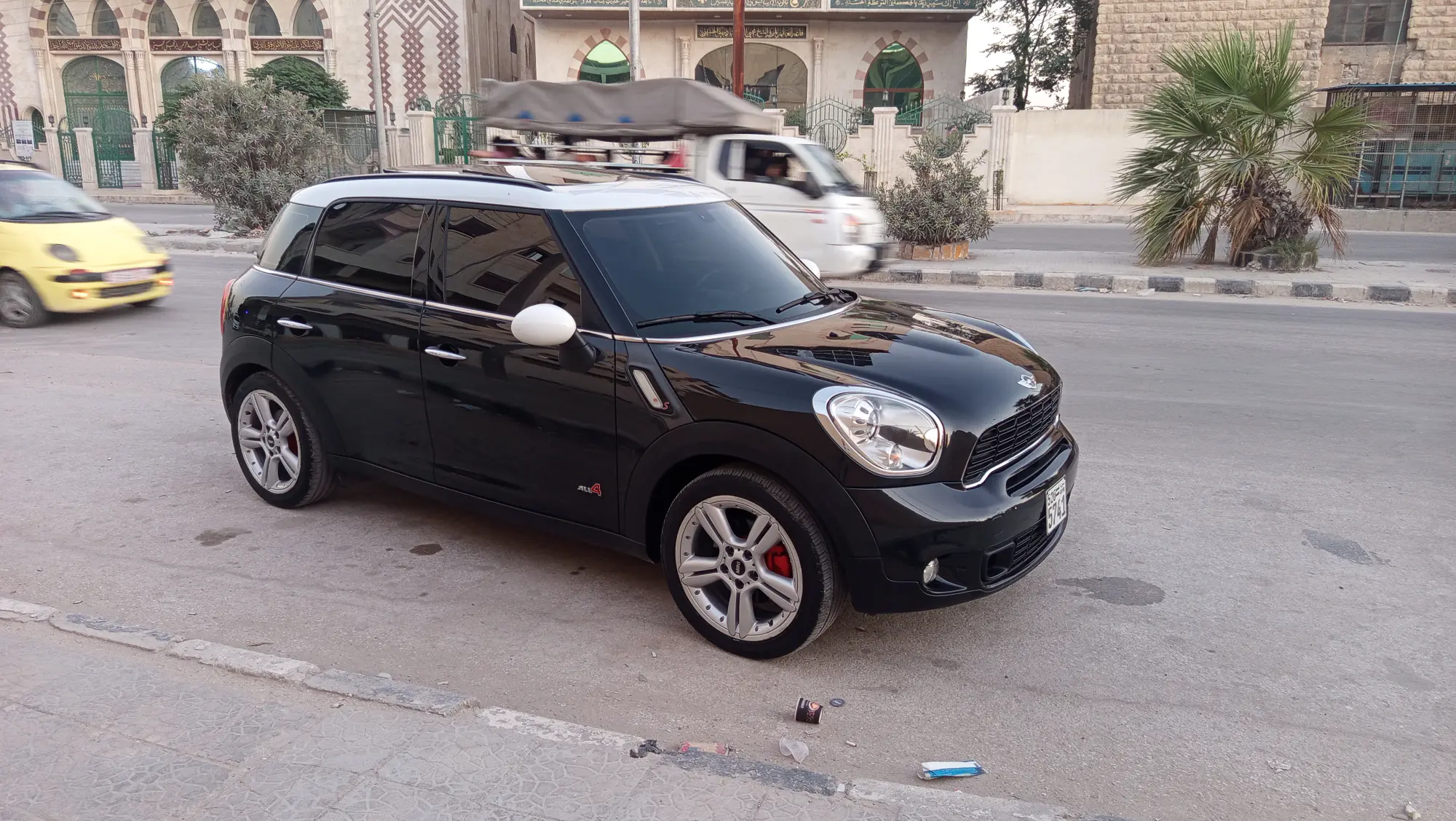 ميني كانتري مان 2013 بحالة ممتازة - صورة 5