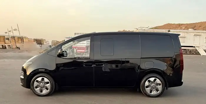 هيونداي ستاريا 2024 بحالة الوكالة - صورة 18