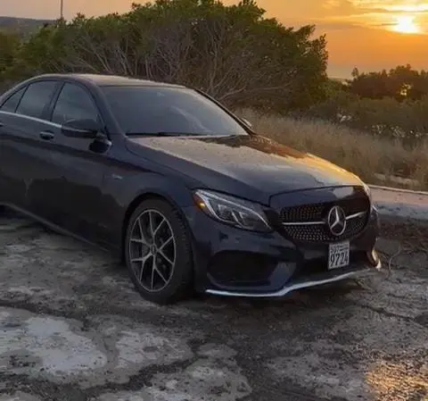 مرسيدس-بنز C-Class 2017 بحالة ممتازة