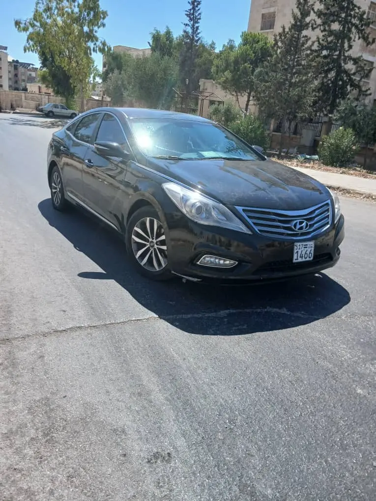 هيونداي أزيرا 2012 بحالة ممتازة
