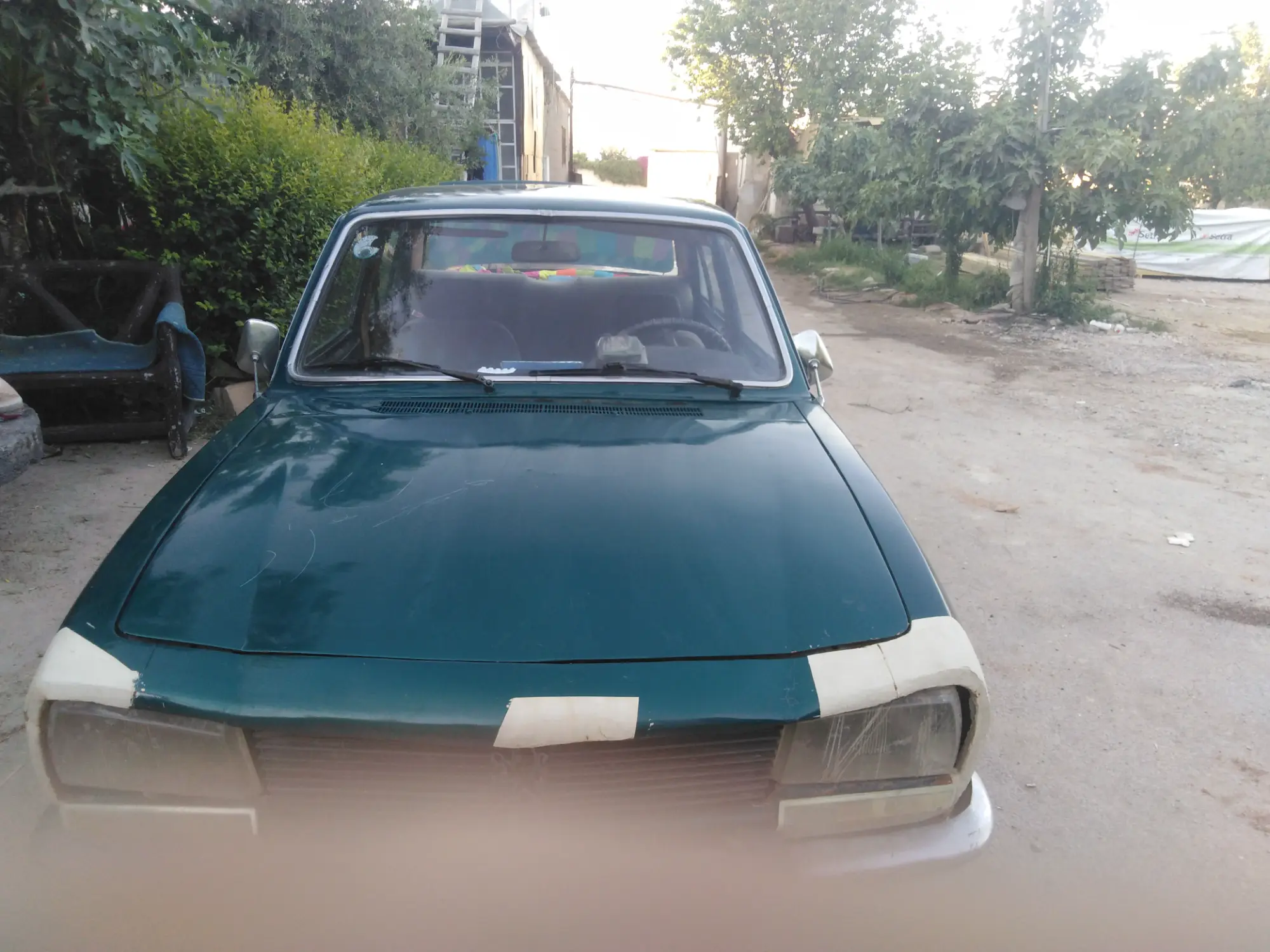 بيجو 504 موديل 1983 كلاسيكية - صورة 2