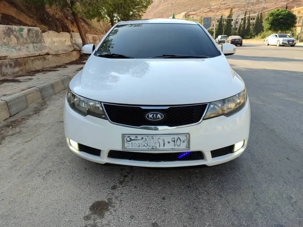كيا فورتي 2010 بحالة ممتازة