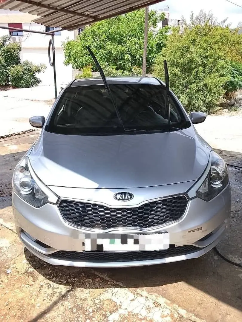 كيا k3 2013 بحالة ممتازة وعملية