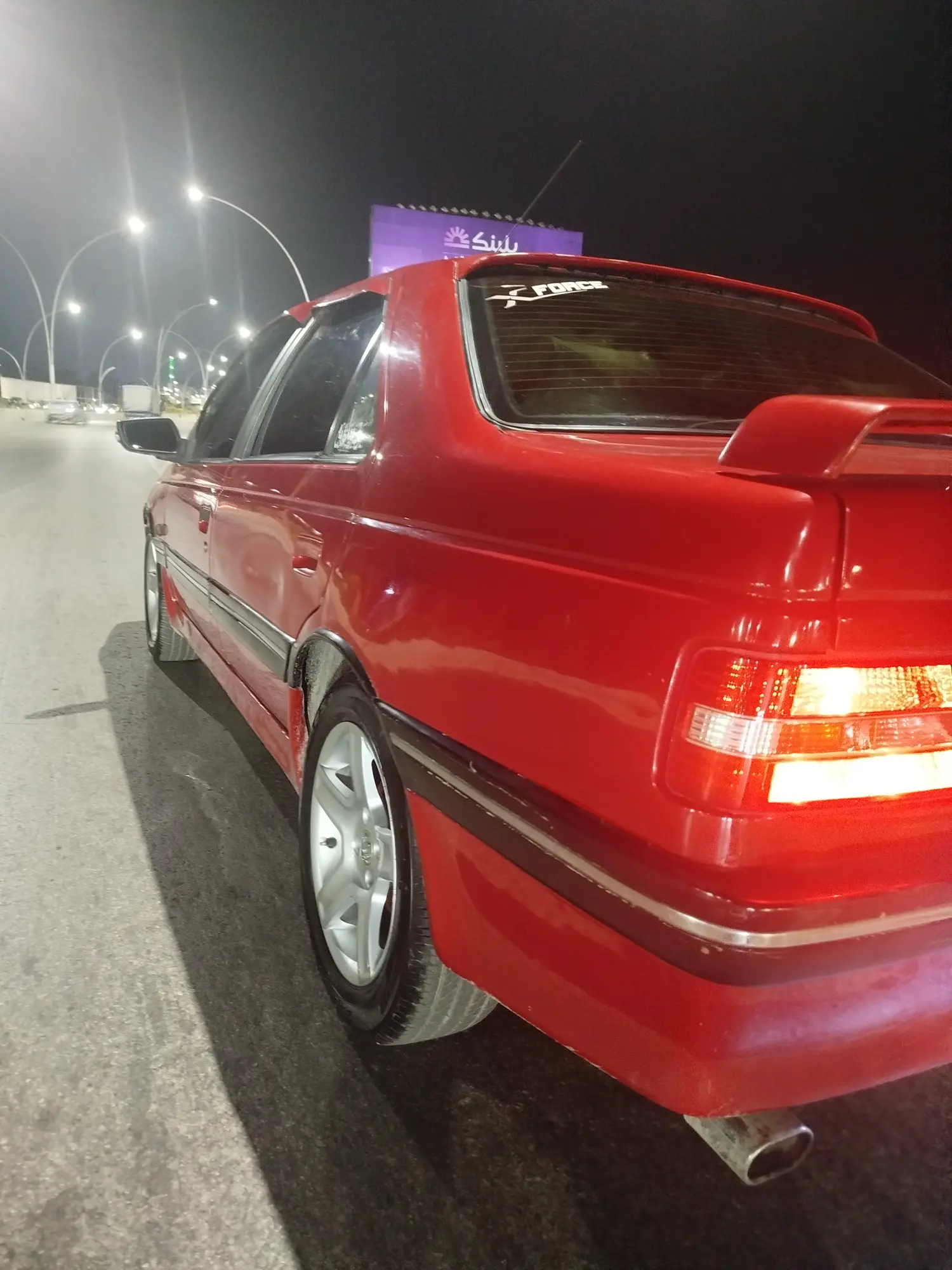 بيجو 405 موديل 1993 بحالة مميزة - صورة 5