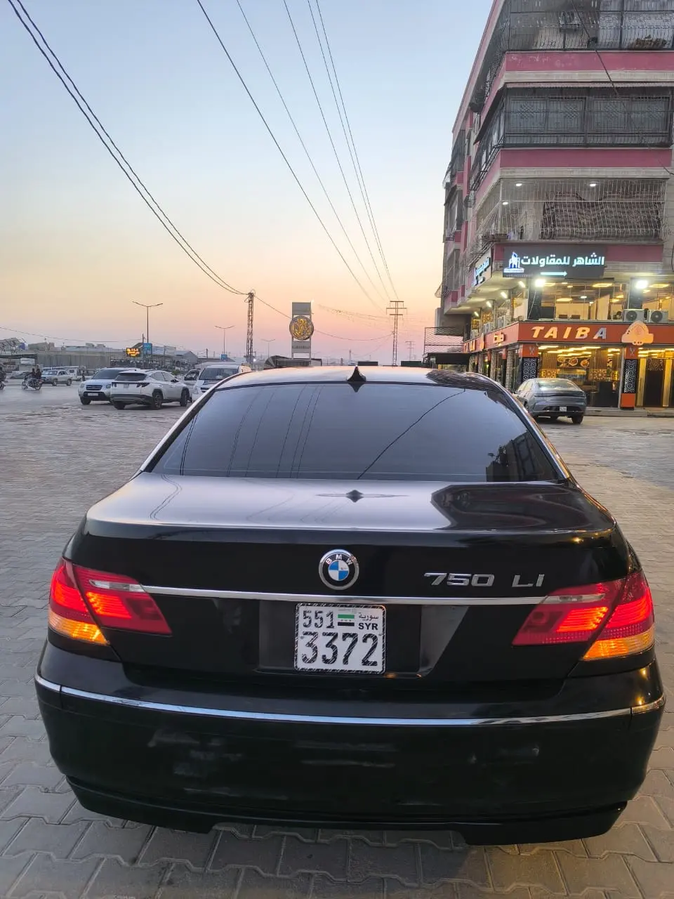 بي إم دبليو 750Li موديل 2006 - فخامة وأداء متميز - صورة 15