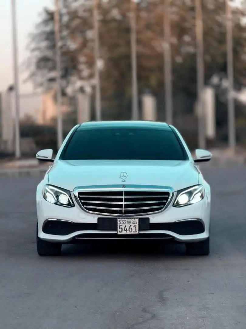 مرسيدس-بنز E-Class موديل 2017 بحالة ممتازة