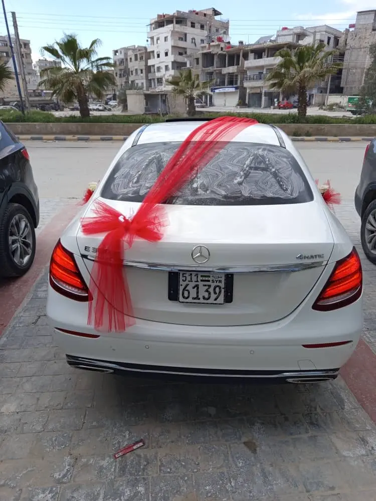 مرسيدس-بنز E-Class 2018 بحالة ممتازة وفخامة لا تضاهى - صورة 7