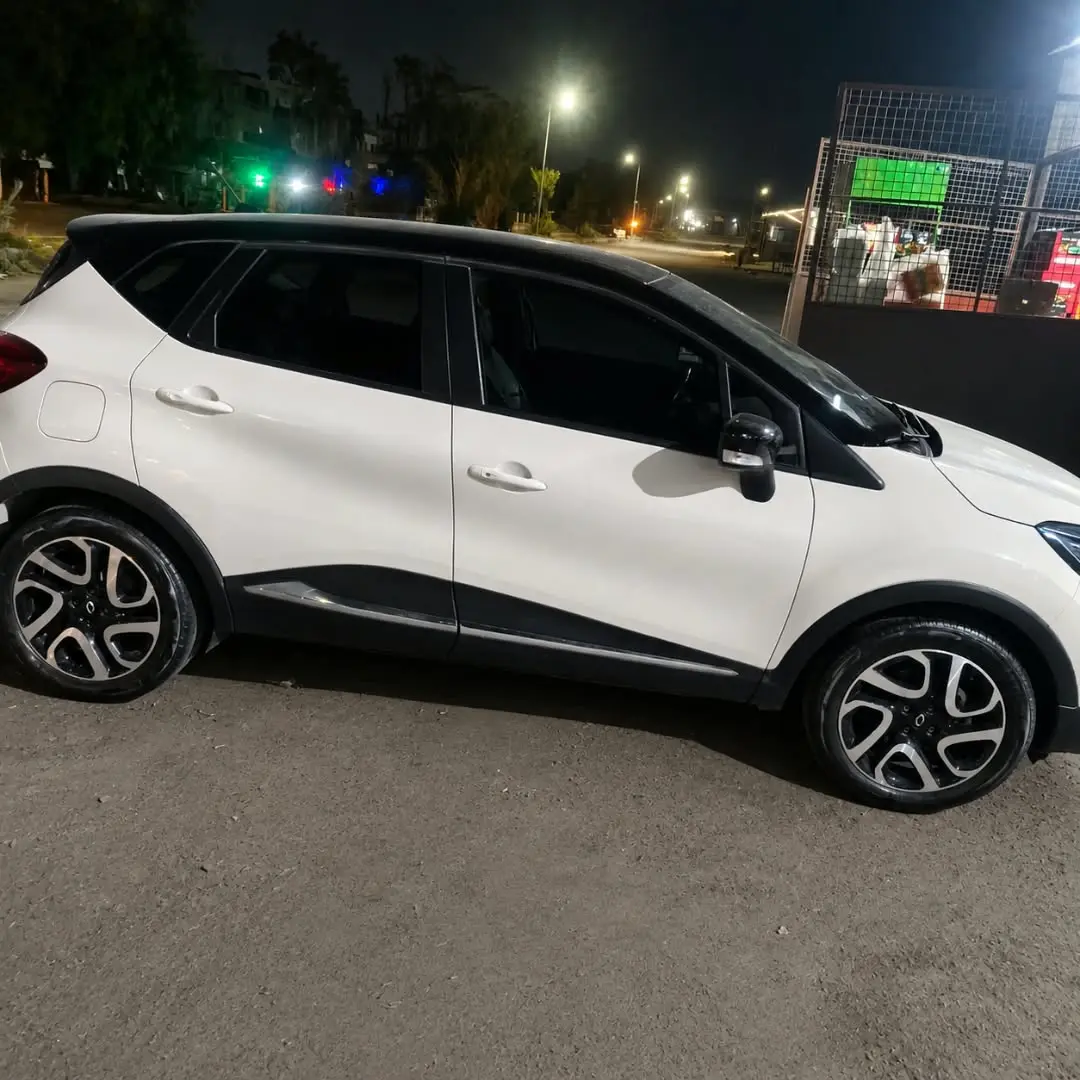 رينو كابتشر 2014 بحالة ممتازة وعمليةخالية شمعات فخذات بيها بخ ثلاث قطع نظافة من الخارج - صورة 1
